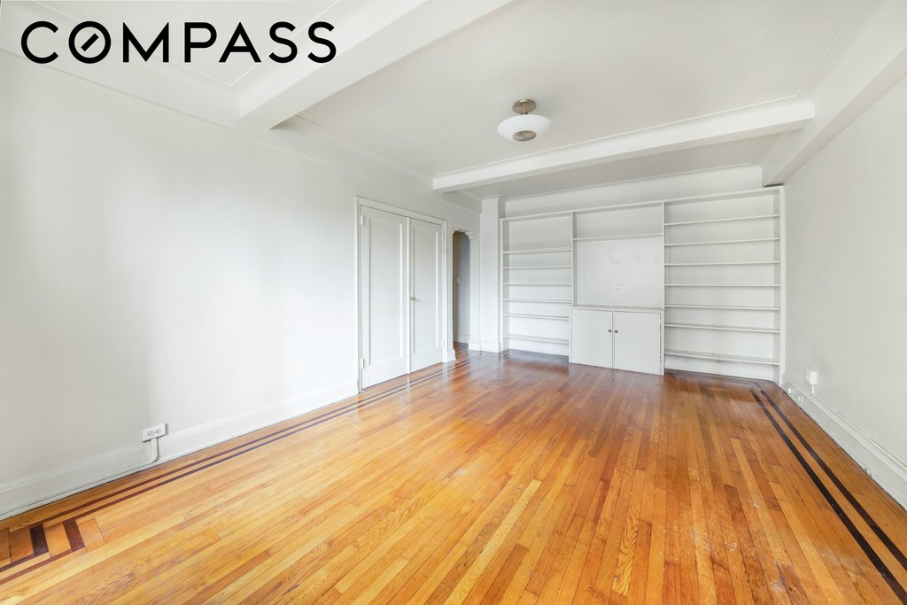 235 East 22nd Street, Unit 9M photo 2