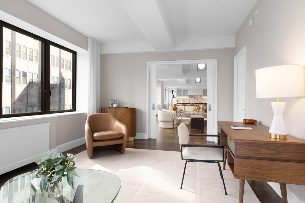 220 East 20th Street, Unit 3 photo 5