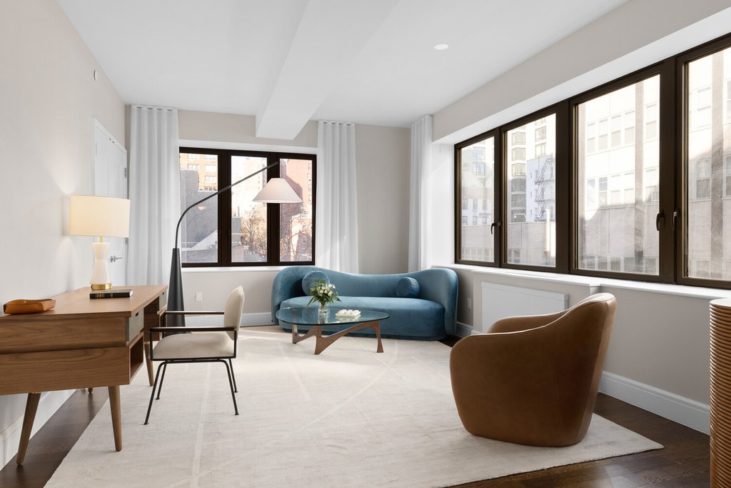 220 East 20th Street, Unit 3 photo 6