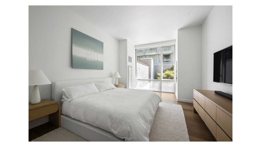 311 West Broadway, Unit 2A photo 7