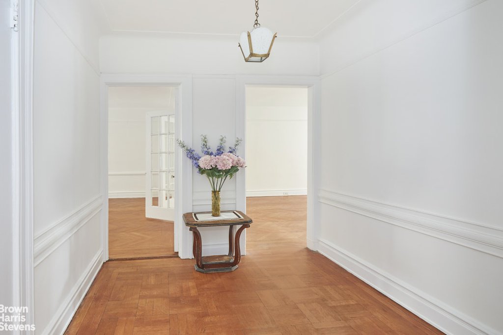 505 West End Avenue, Unit 4D