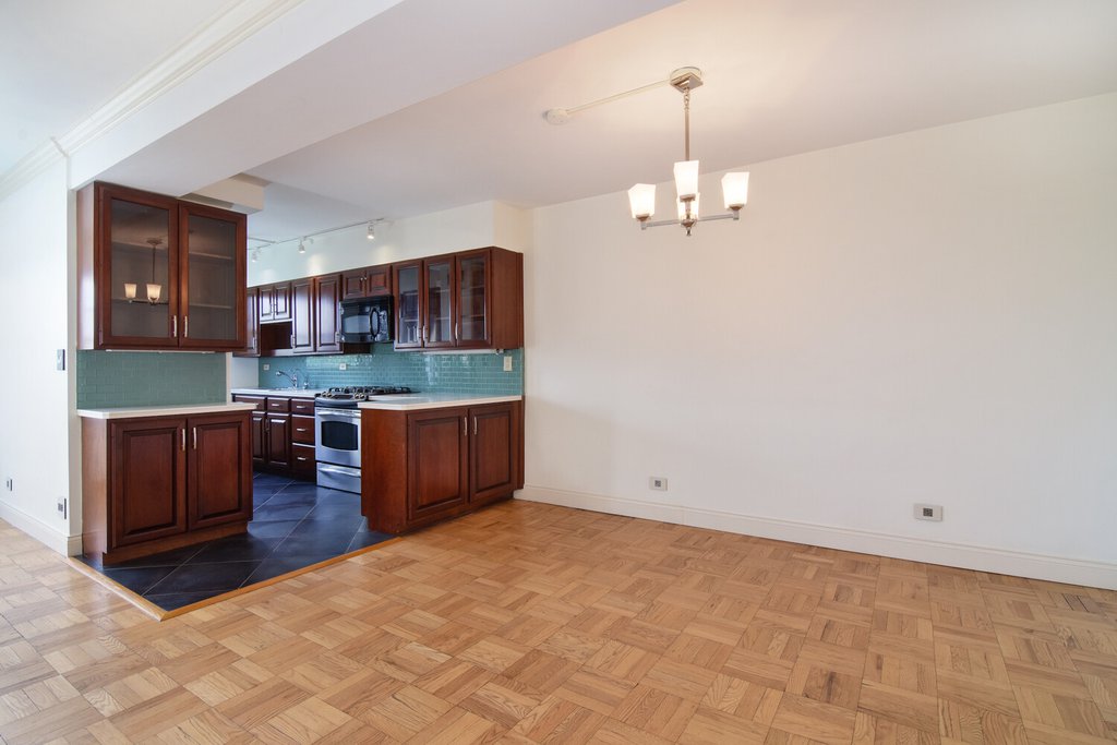 750 Kappock street, Unit 807 photo 8