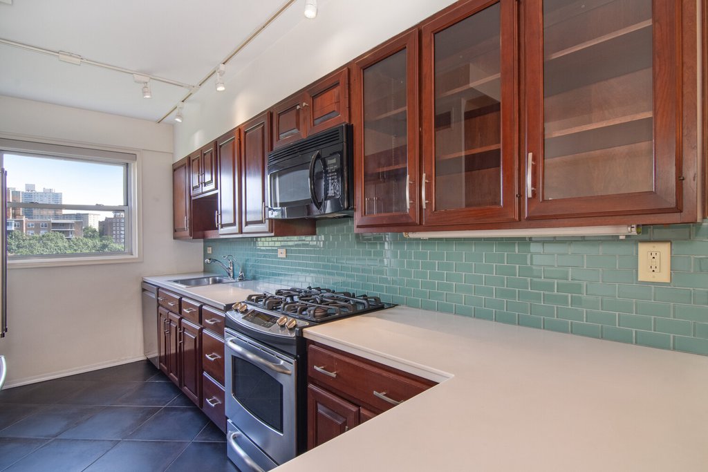 750 Kappock street, Unit 807 photo 10