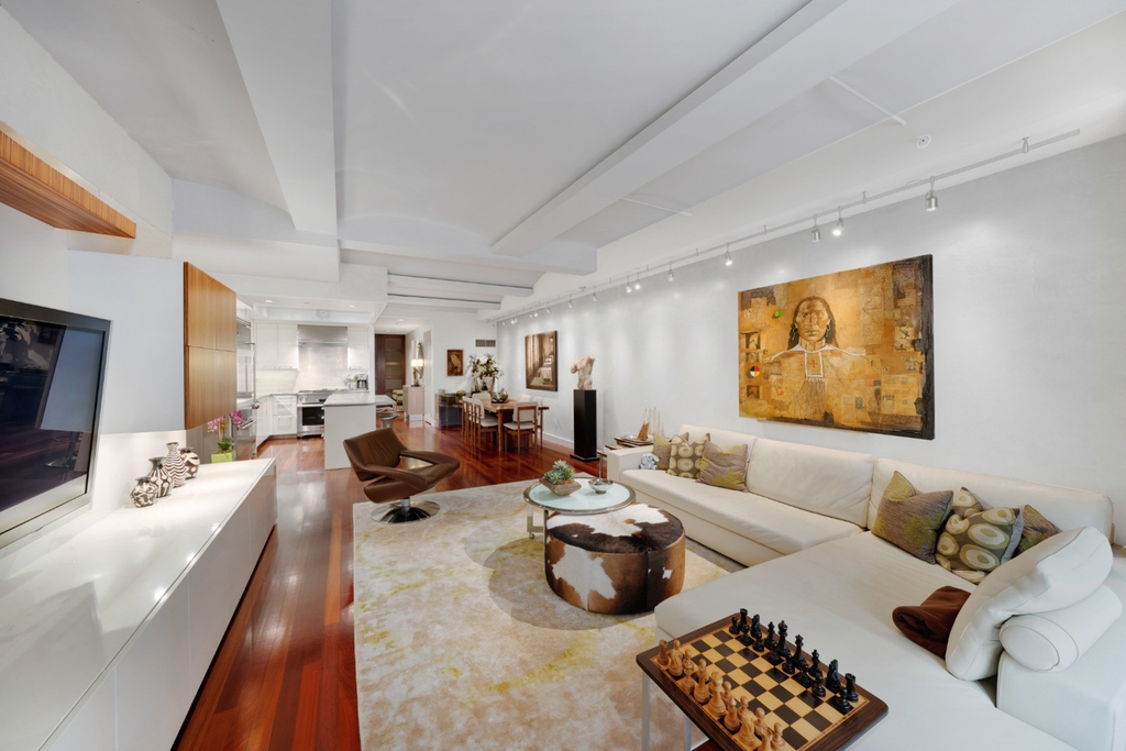 43 West 64th Street, Unit 4B photo 3