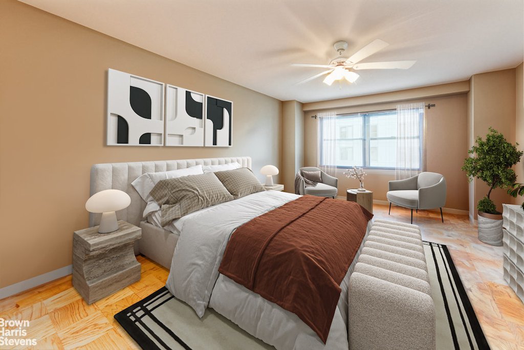 330 Third Avenue, Unit 8H photo 4