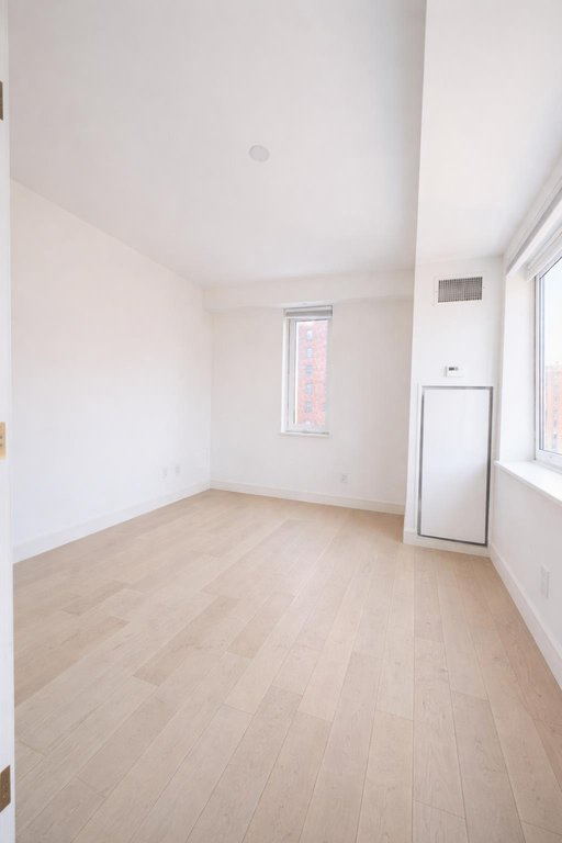 1399 Park Avenue, Unit 6G photo 6