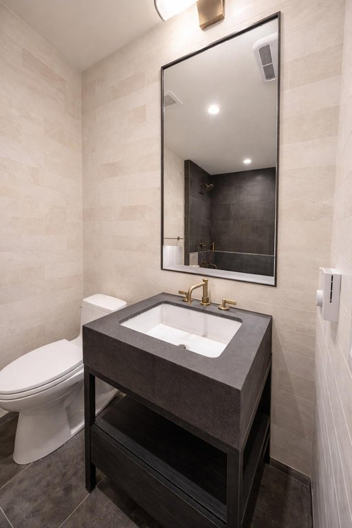 1399 Park Avenue, Unit 6G photo 8