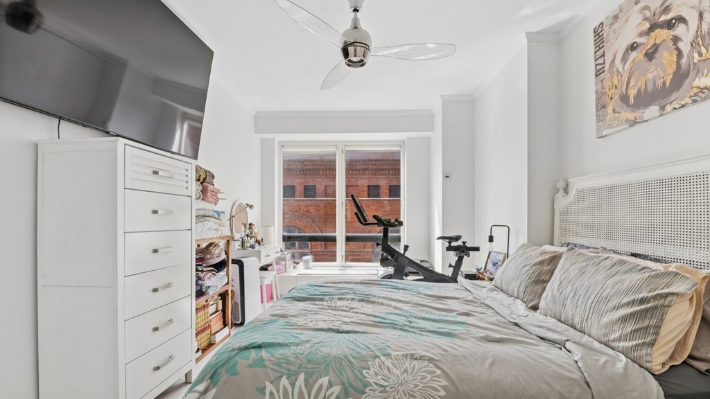 530 East 76th Street, Unit 6J photo 17