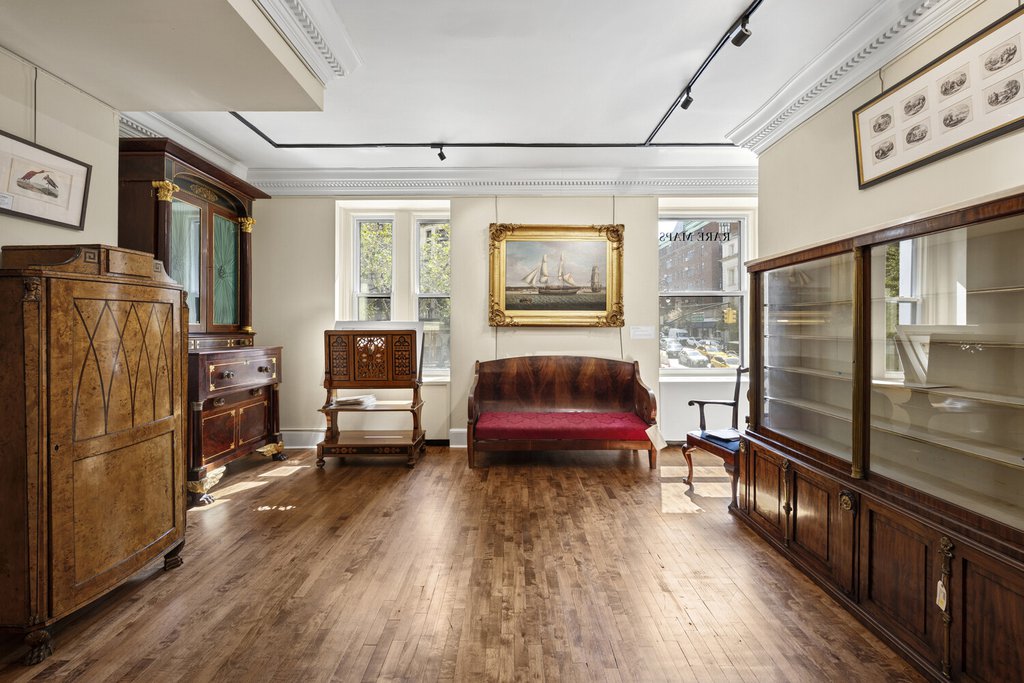 29 East 72nd Street, Unit 2 photo 7