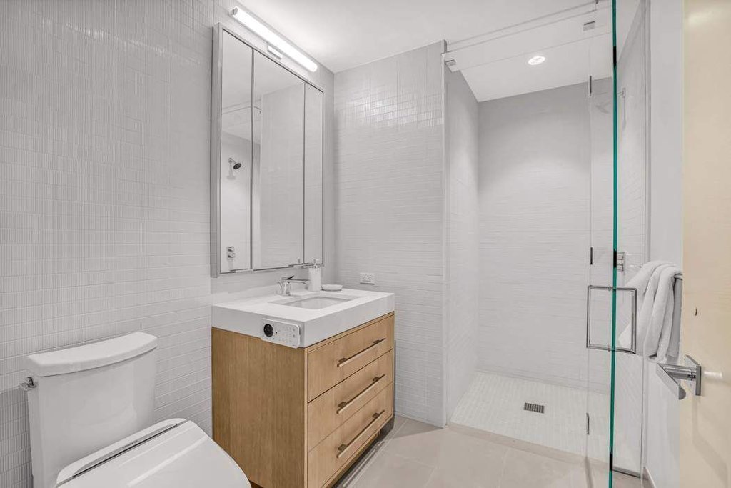 212 West 95th Street, Unit 17B photo 11