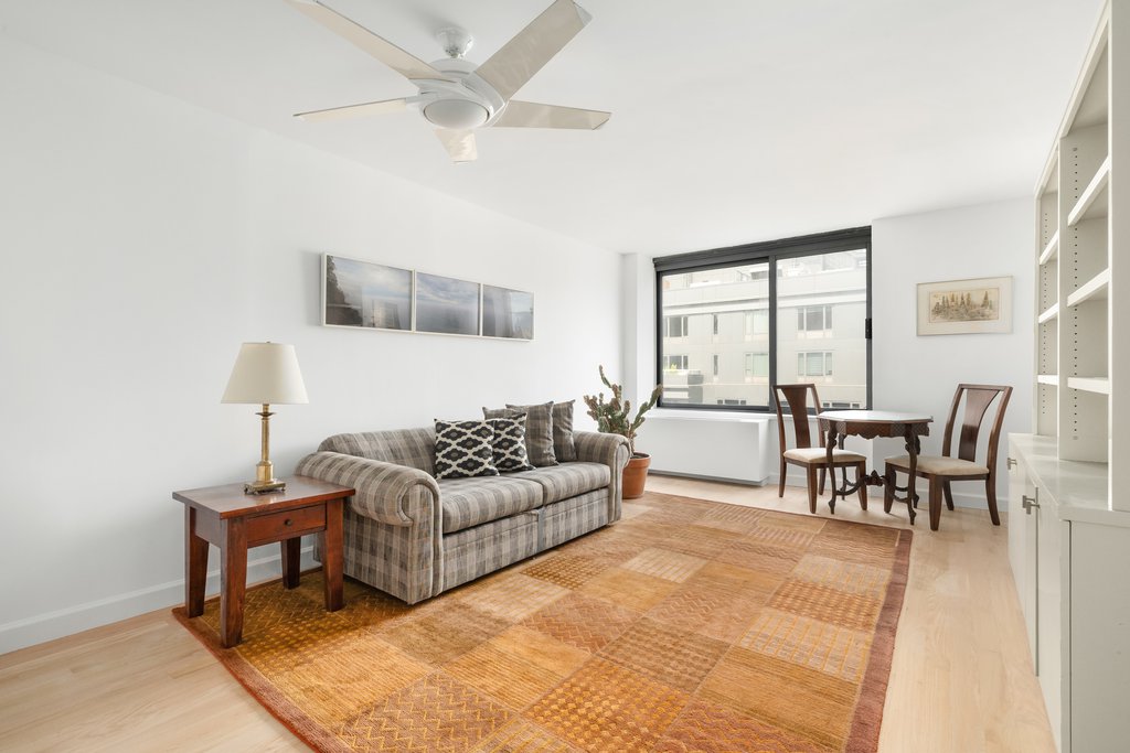 270 West 17th Street, Unit 6I