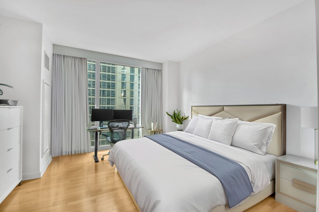 247 West 46th Street, Unit 1403 photo 8