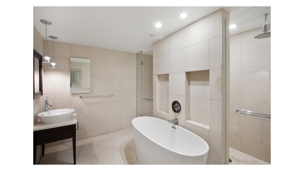 340 East 23rd Street, Unit 6E photo 3