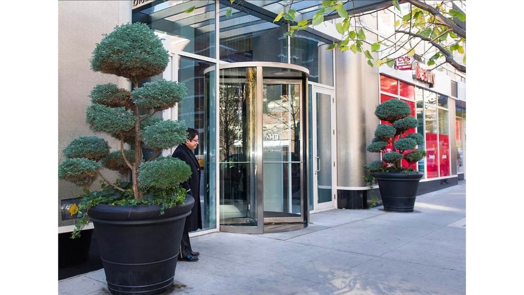 340 East 23rd Street, Unit 6E photo 6