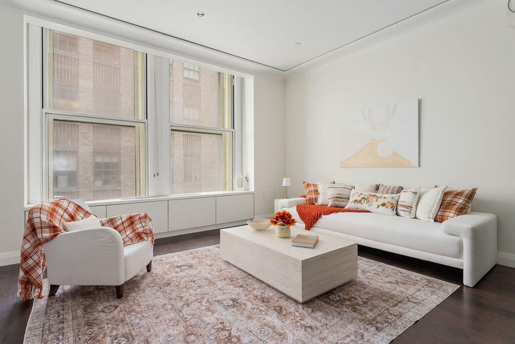 55 Wall Street, Unit 548 photo 2