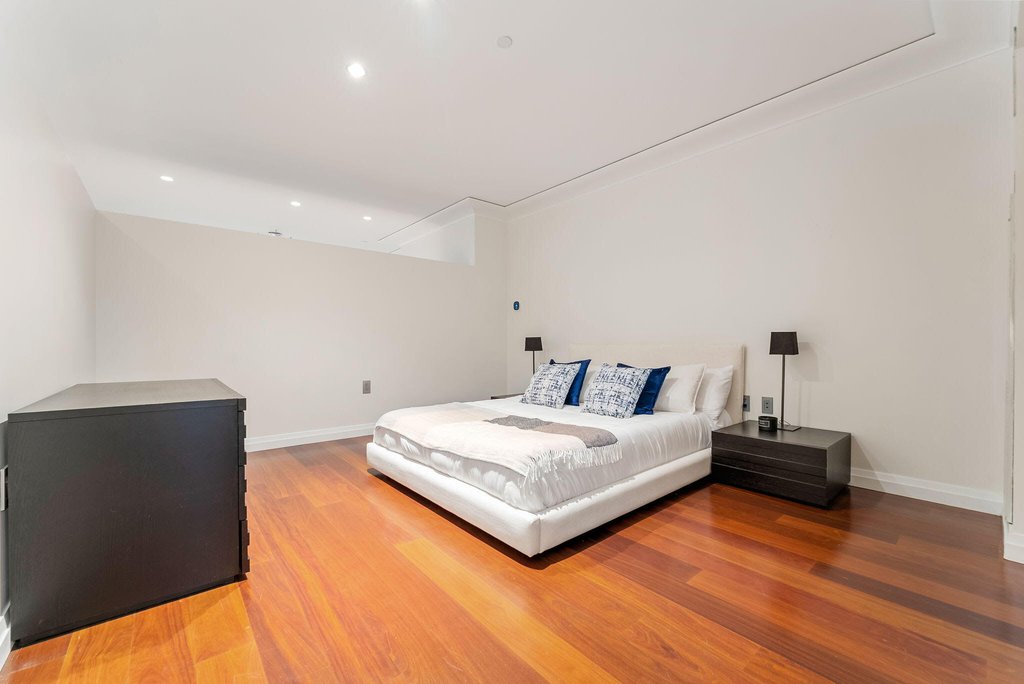 55 Wall Street, Unit 548 photo 7