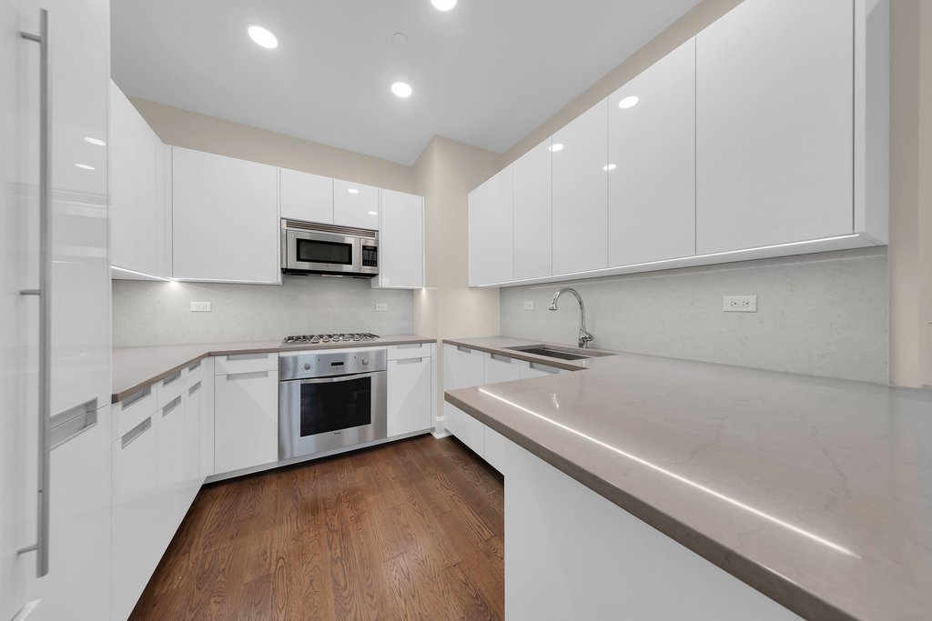 250 East 49th Street, Unit 3E photo 7
