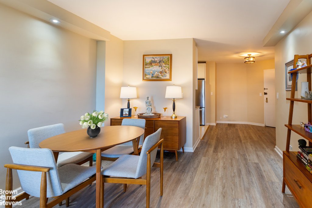 2621 Palisade avenue, Unit 2G photo 4