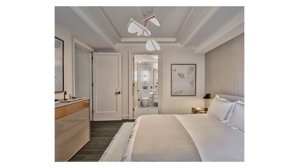 303 Park Avenue, Unit 2807 photo 6