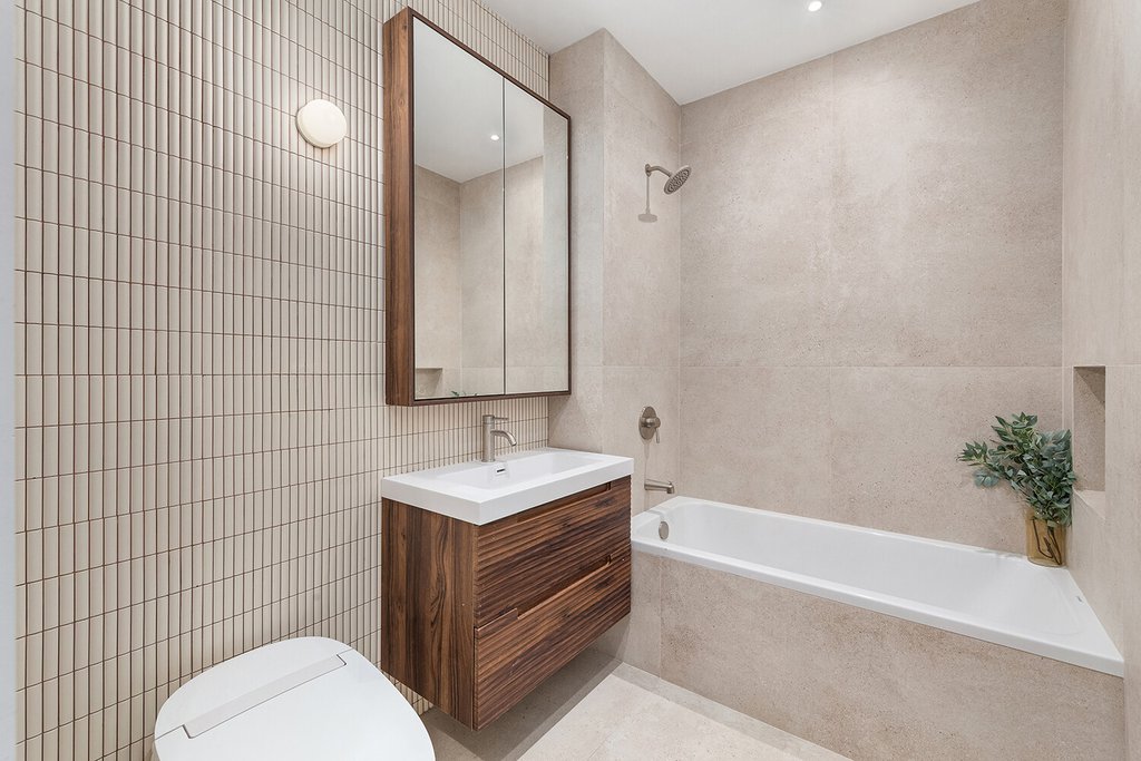 701 Prospect Place, Unit 404 photo 5