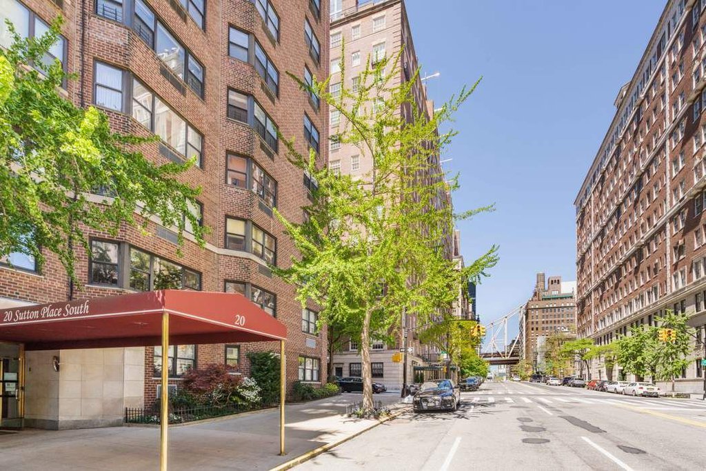 20 Sutton Place South, Unit 7B photo 13