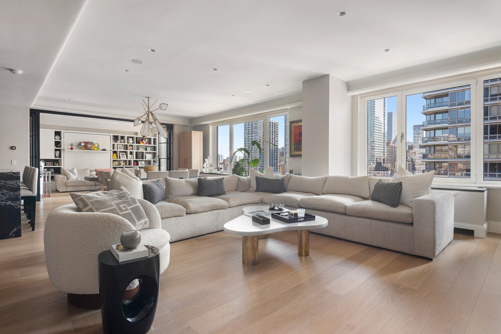 200 East 62nd Street, Unit 19D