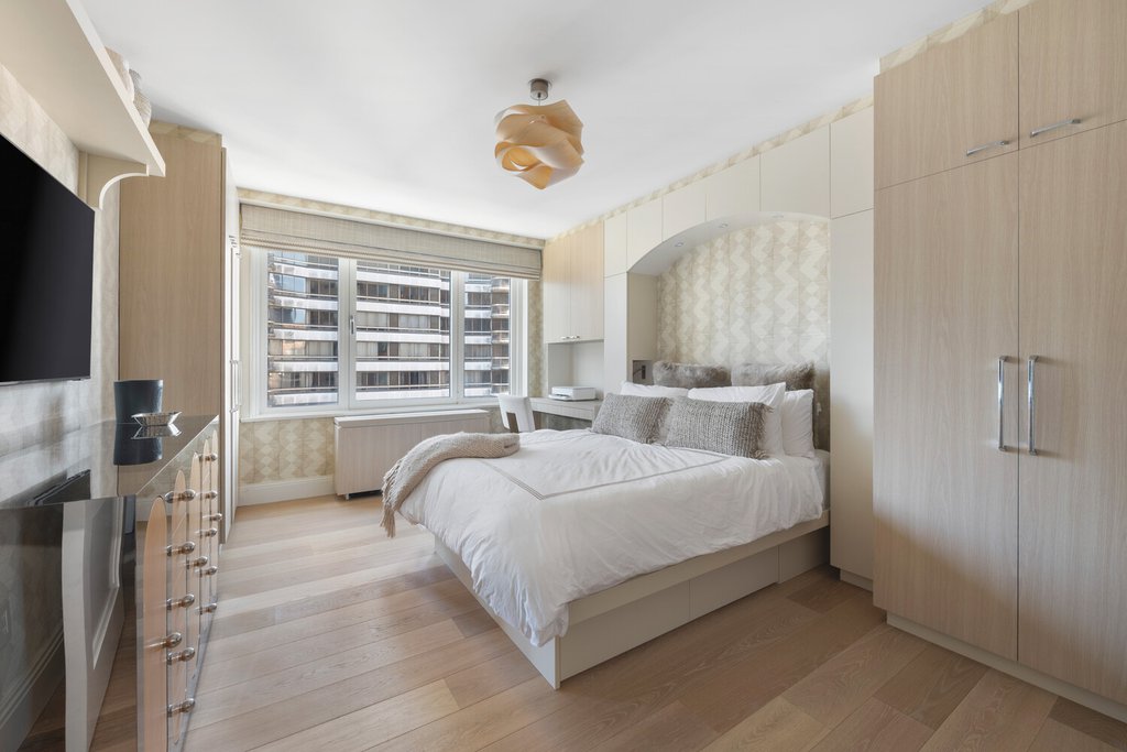 200 East 62nd Street, Unit 19D photo 10