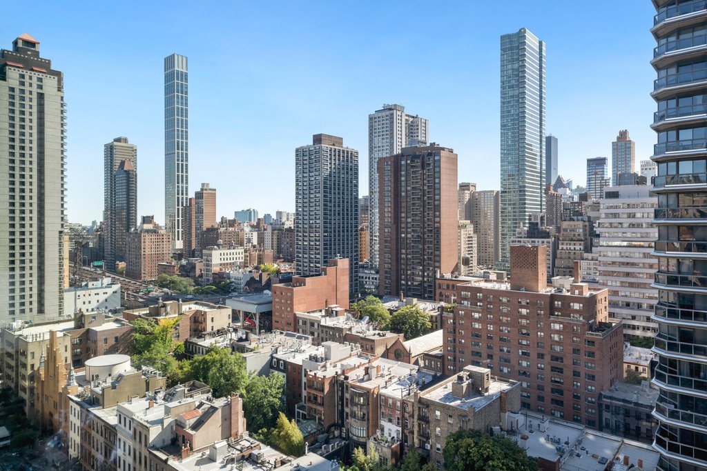 200 East 62nd Street, Unit 19D photo 13
