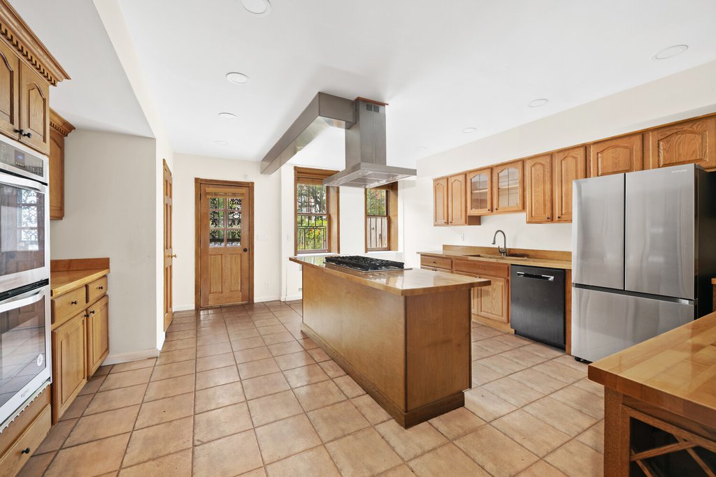 14 West 121st Street – For Sale photo 5