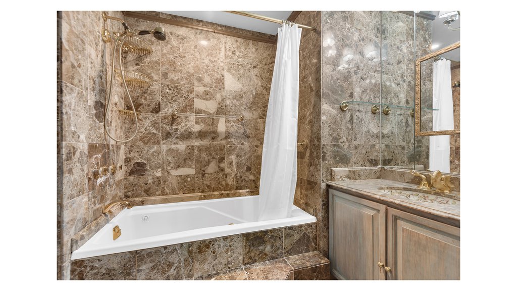 410 East 57th Street, Unit 1B photo 10