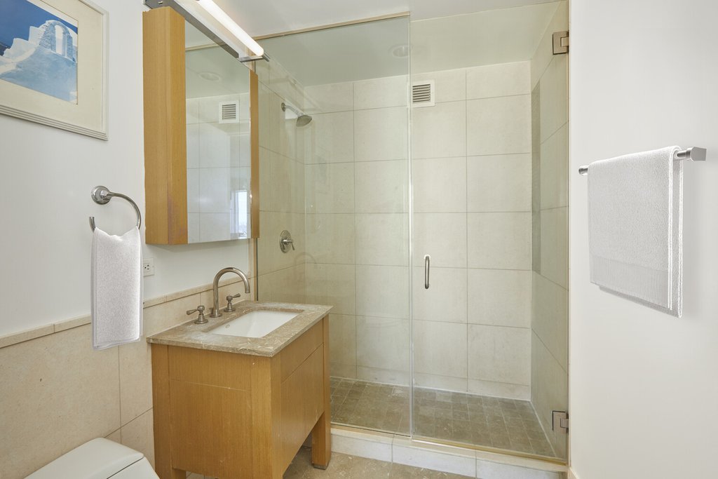 350 West 42nd Street, Unit 48C photo 24