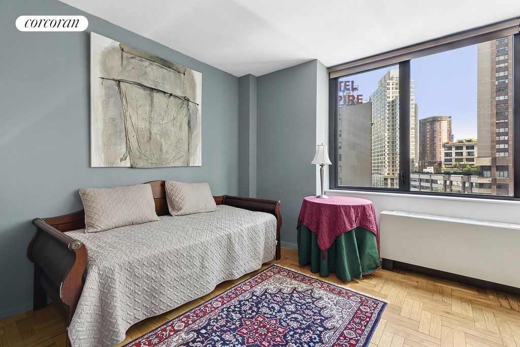 62 West 62nd Street, Unit 10C photo 4