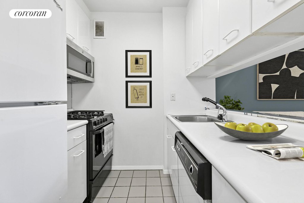62 West 62nd Street, Unit 10C photo 5