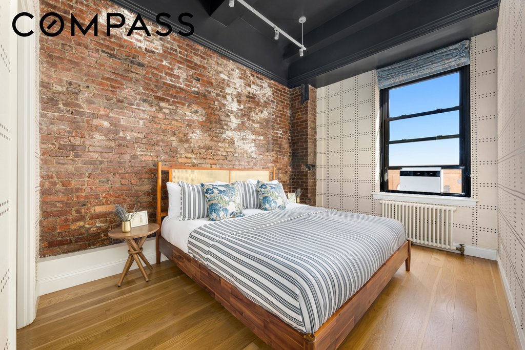 3 Hanover Square, Unit 18HJ photo 9