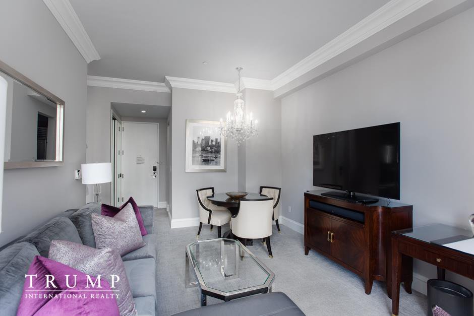 1 Central Park West, Unit 1020 photo 2