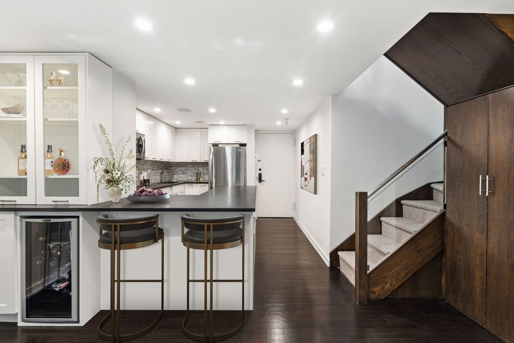 808 Broadway, Unit PHF photo 4