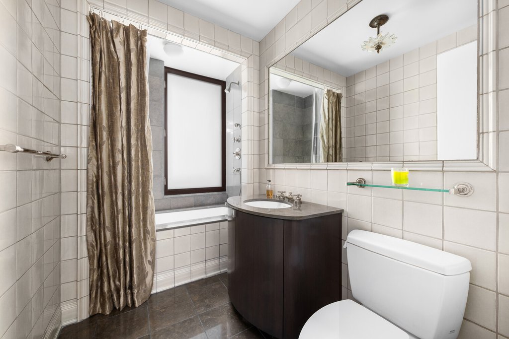 422 East 72nd Street, Unit 14ABF photo 16
