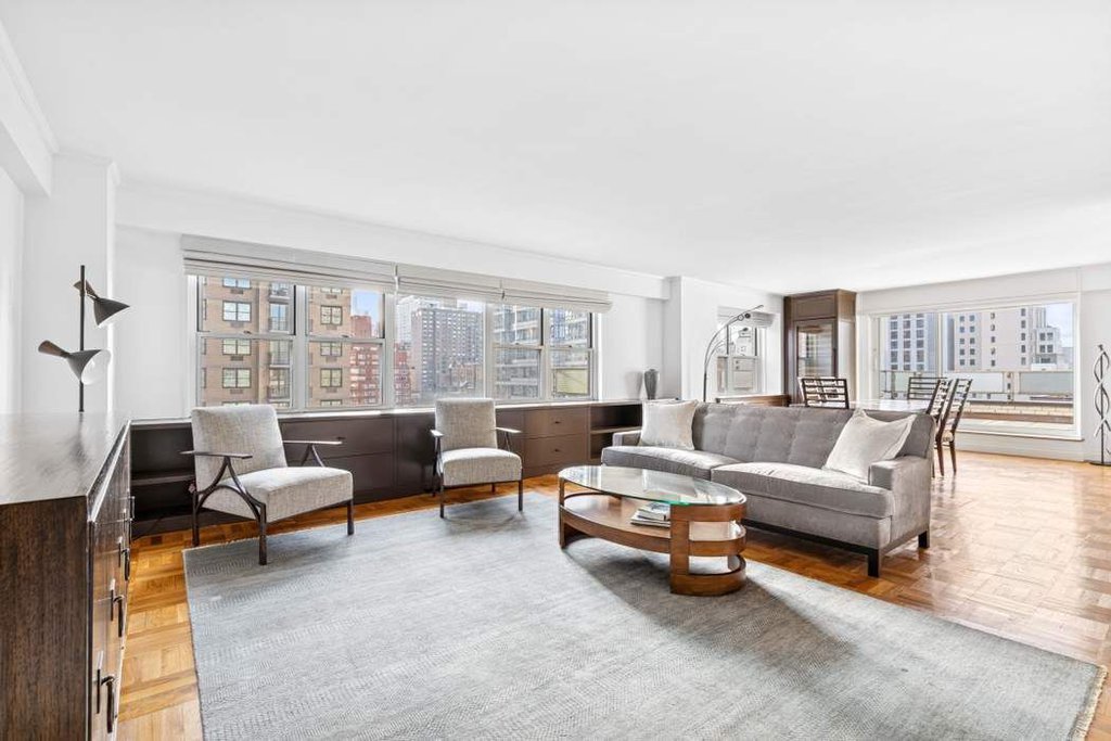 301 East 75th Street, Unit 19B photo 3
