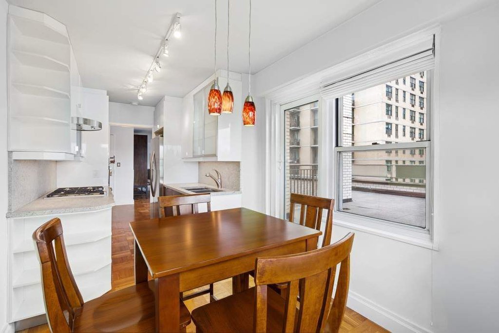 301 East 75th Street, Unit 19B photo 9