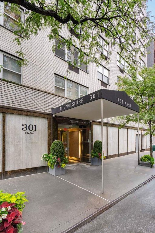 301 East 75th Street, Unit 19B photo 21