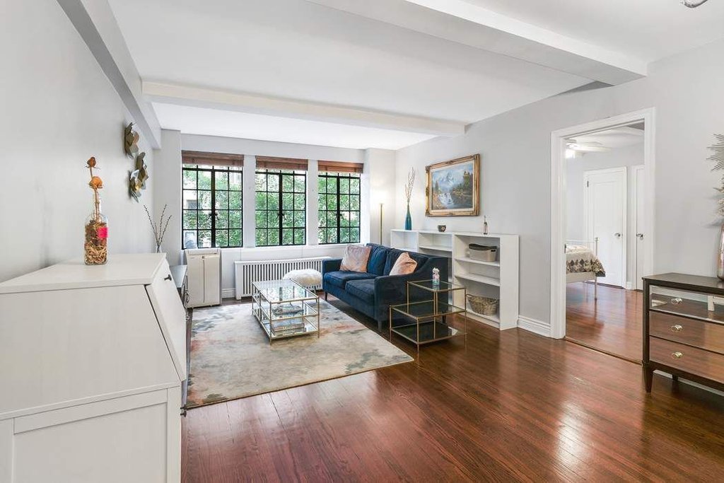 321 East 43rd Street, Unit 308