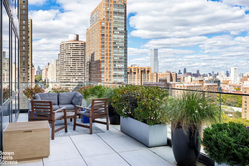 302 East 96th Street, Unit PH1 photo 5