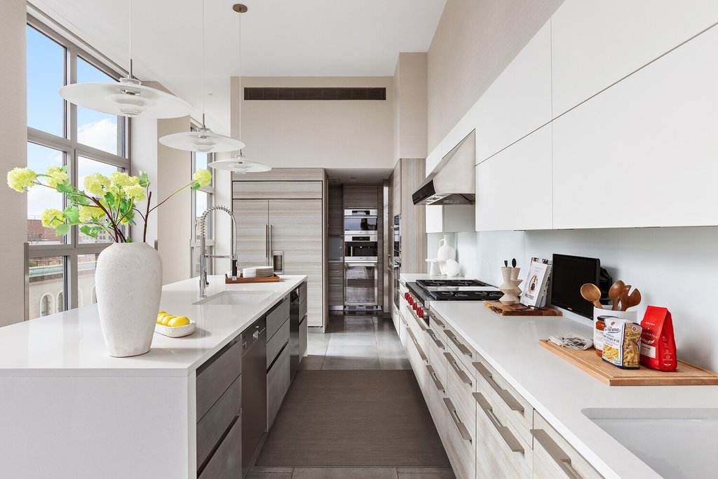 240 Park Avenue South, Unit PH17 photo 14