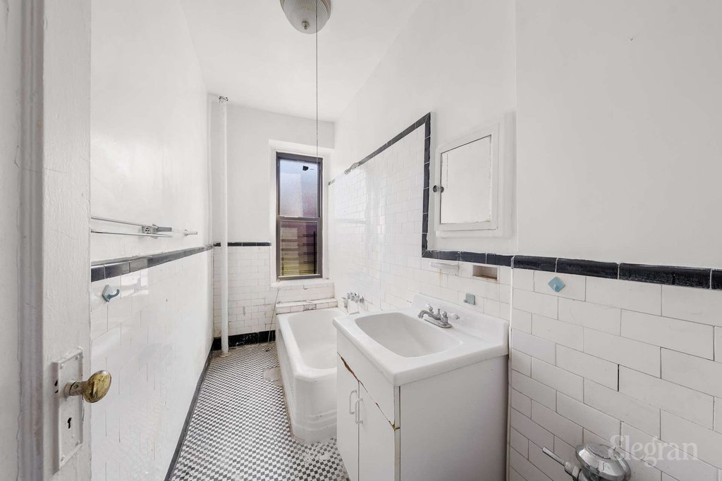 37-16 83rd Street, Unit 4B photo 9