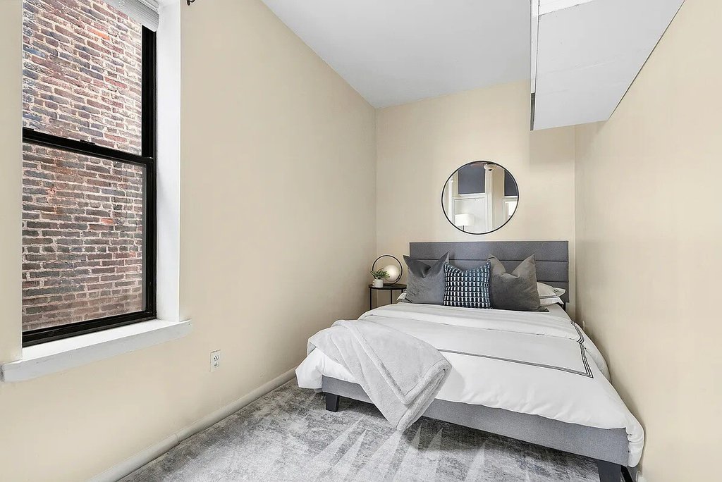 438 West 49th Street, Unit 5A photo 3