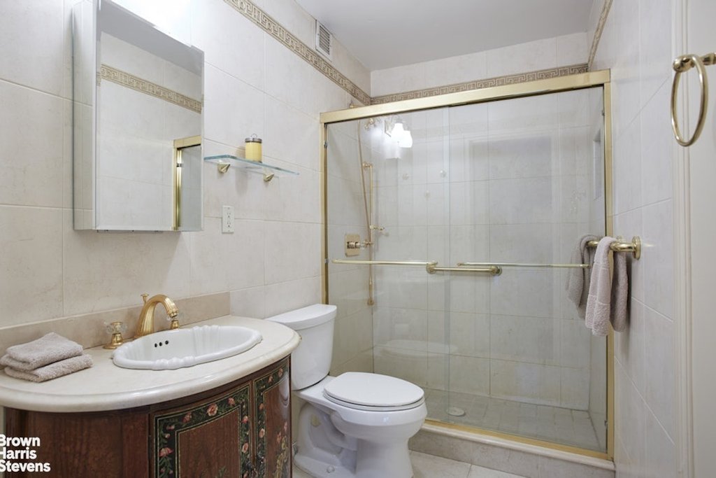 465 Park Avenue, Unit 7C photo 3