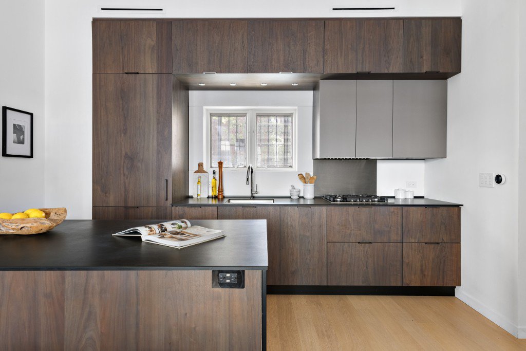 128 East 38th Street, Unit 1 photo 5