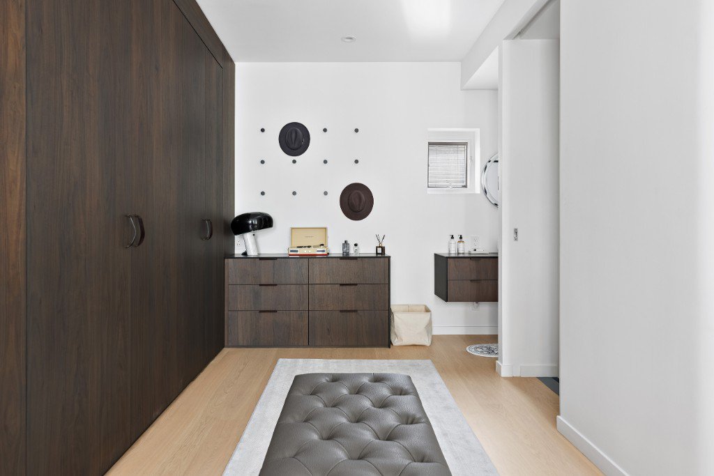 128 East 38th Street, Unit 1 photo 17