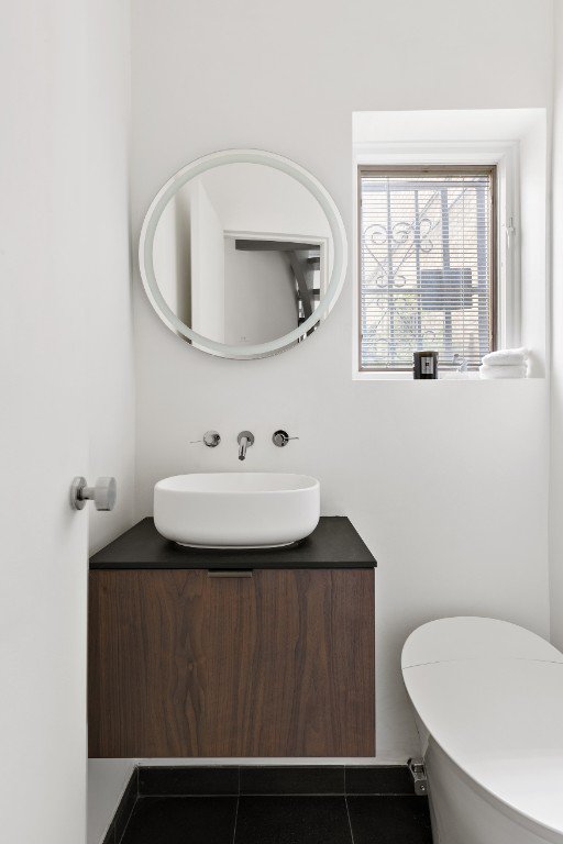 128 East 38th Street, Unit 1 photo 25