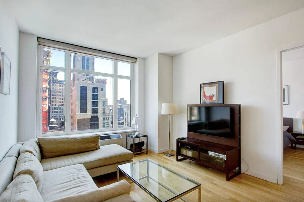 325 Fifth Avenue, Unit 24F photo 2